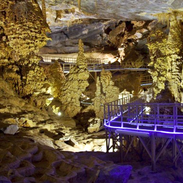 Explorar las Grutas de Bustamante – NUEVO LEÓN, MARAVILLAS NATURALES
